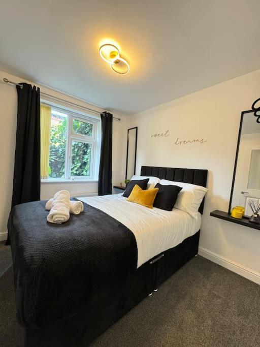 נוטינגהאם Luxury Cozy 3 Bed Apartment 5Mins From City - Free Parking! מראה חיצוני תמונה