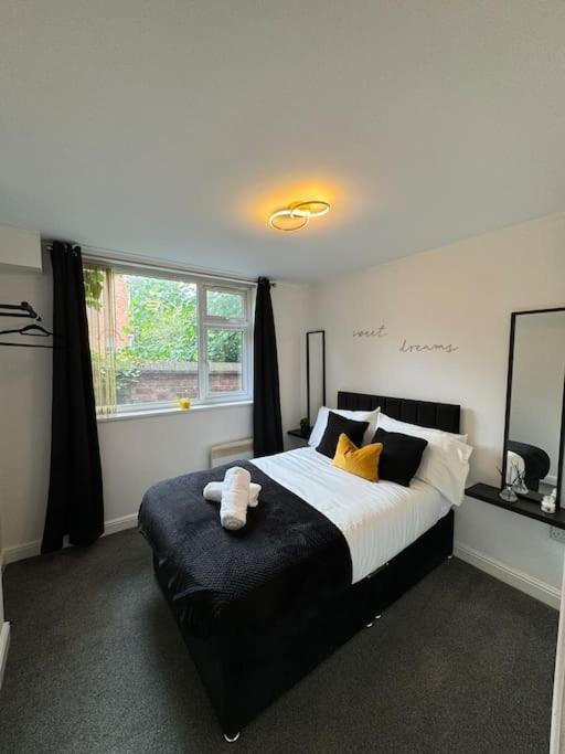 נוטינגהאם Luxury Cozy 3 Bed Apartment 5Mins From City - Free Parking! מראה חיצוני תמונה