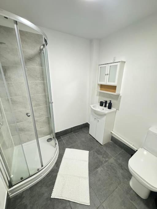 נוטינגהאם Luxury Cozy 3 Bed Apartment 5Mins From City - Free Parking! מראה חיצוני תמונה